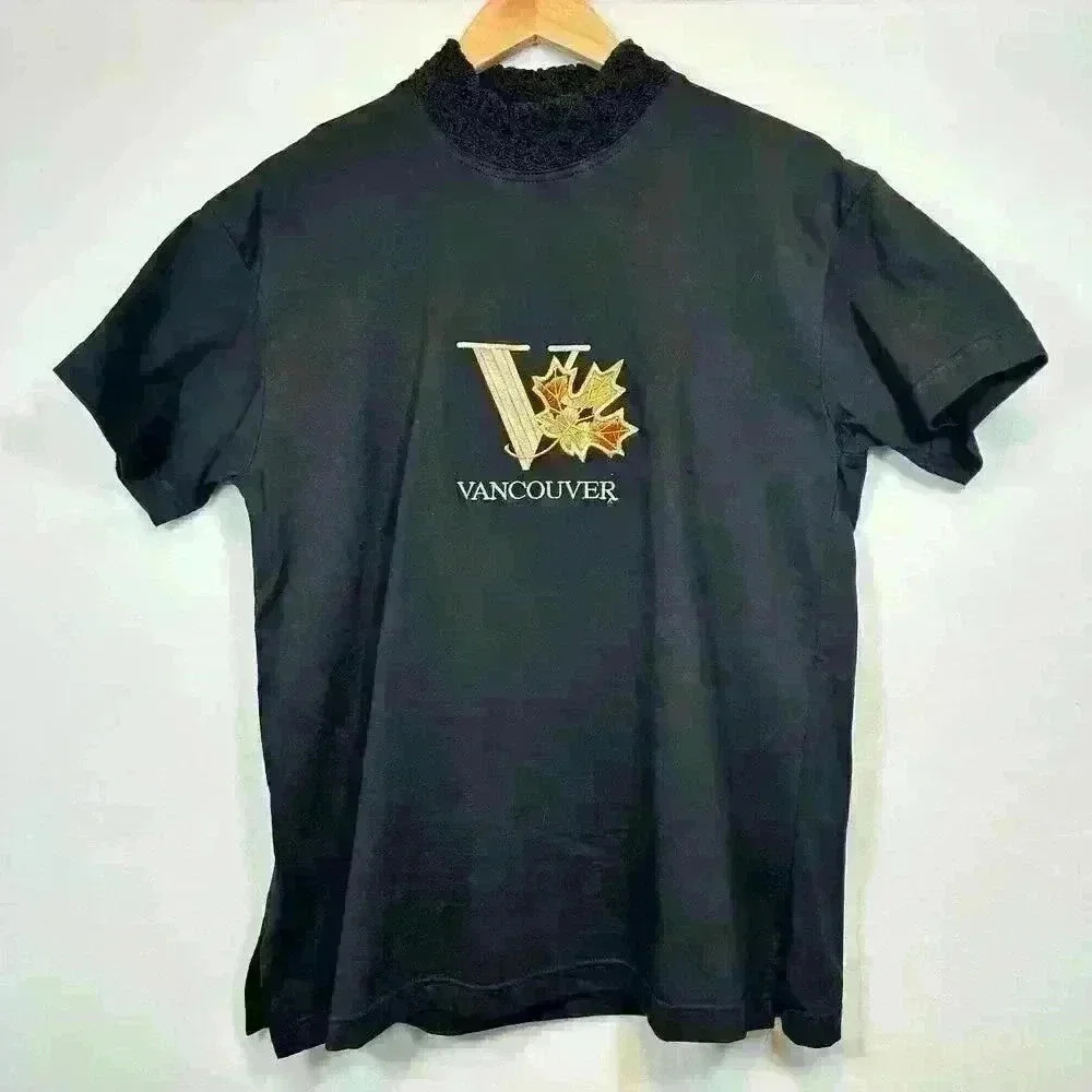 VINTAGE 90s Y2K Black T-Shirt Crochet Neck Embroidered Vancouver Canada Large